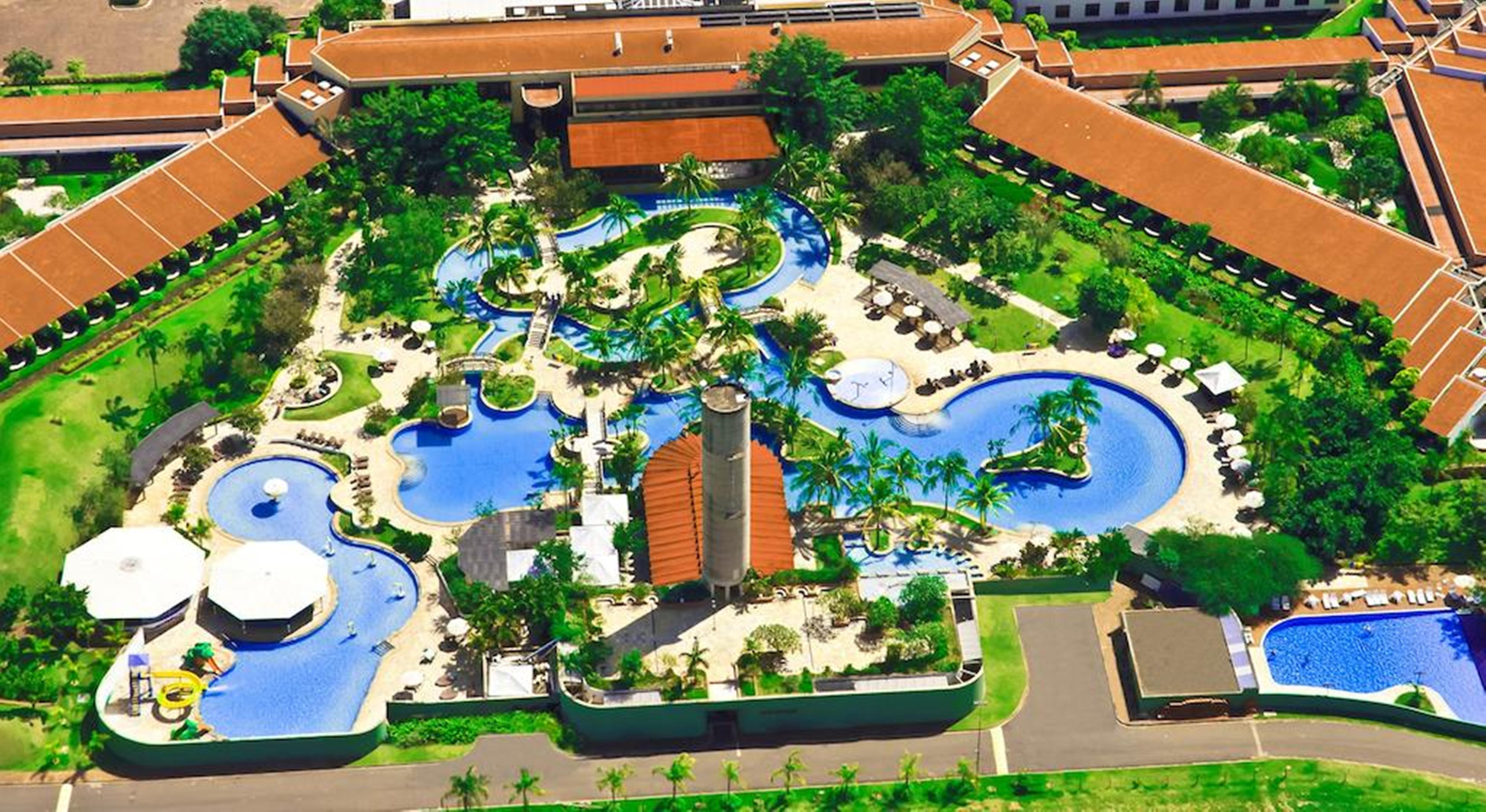 Blue Tree Thermas De Lins Resort Zewnętrze zdjęcie Aerial view of the resort