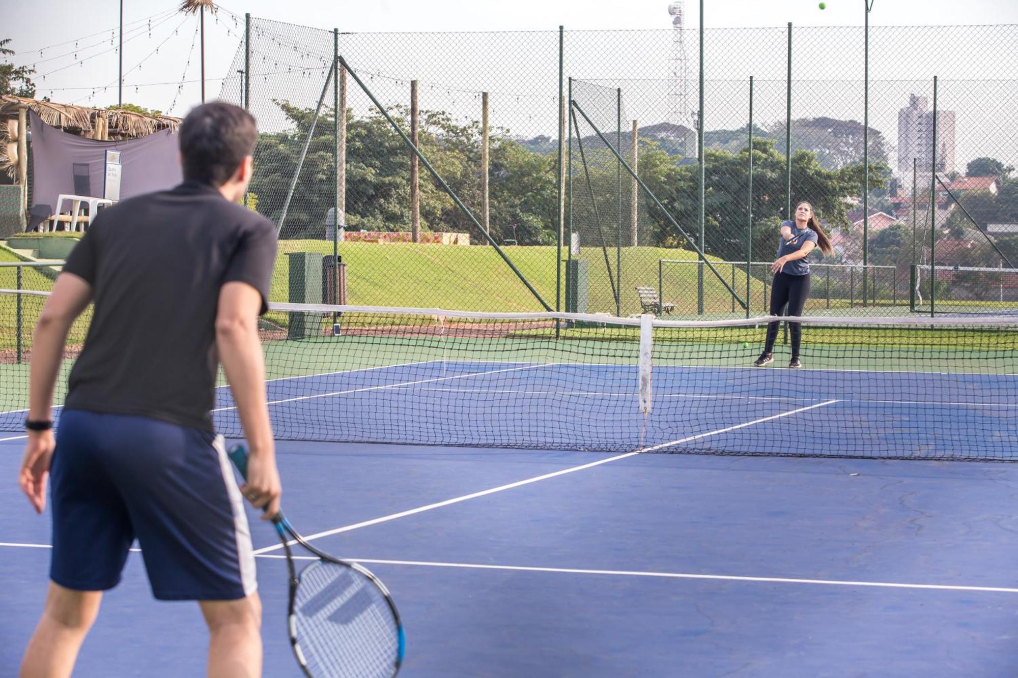 Blue Tree Thermas De Lins Resort Zewnętrze zdjęcie Tennis